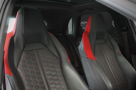 2024-Audi-RSQ3-25-TFSI-Auto_19