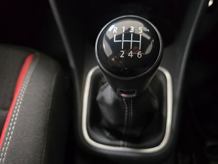 2025-Volkswagen-Polo-Vivo-10-TSI-GT_19