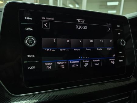 2024-Volkswagen-T-Cross-10-TSI-R-Line-Auto_24