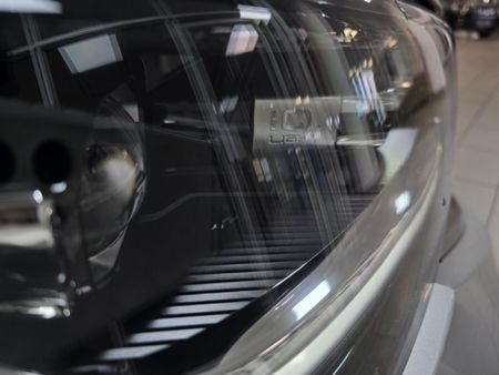 2024-Volkswagen-T-Cross-10-TSI-R-Line-Auto_7