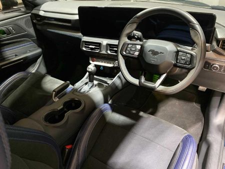 2025-Ford-Mustang-Dark-Horse-Fastback_16