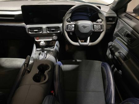2025-Ford-Mustang-Dark-Horse-Fastback_24