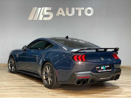 2025-Ford-Mustang-Dark-Horse-Fastback_8