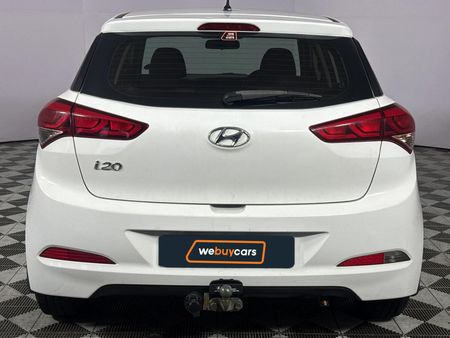 2018-Hyundai-i20-12-Motion_17