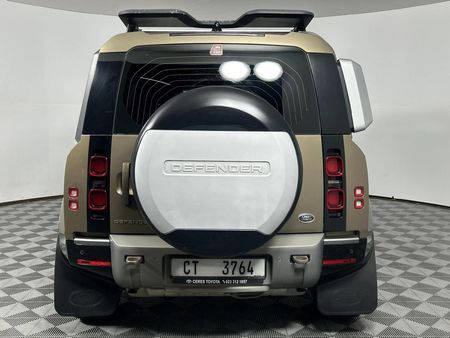 2021-Land-Rover-Defender-110-D240-HSE-X-Dynamic-177kw_18