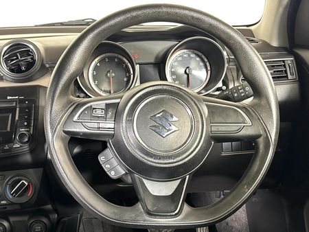2022-Suzuki-Swift-12-GL-Auto_12