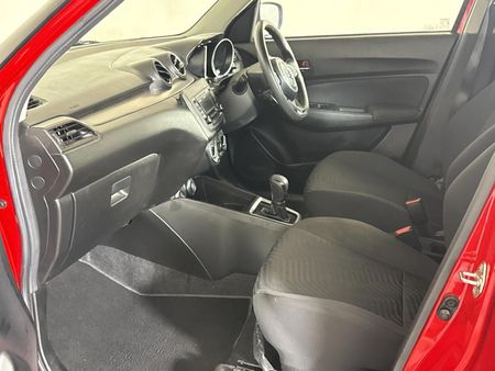 2022-Suzuki-Swift-12-GL-Auto_8