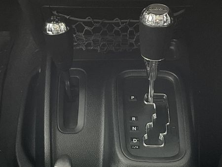 2012-Jeep-Wrangler-36-V6-Sahara-2-dr-Auto_9
