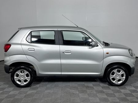 2022-Suzuki-S-Presso-10-GL-Auto_16