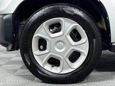 2022-Suzuki-S-Presso-10-GL-Auto_4