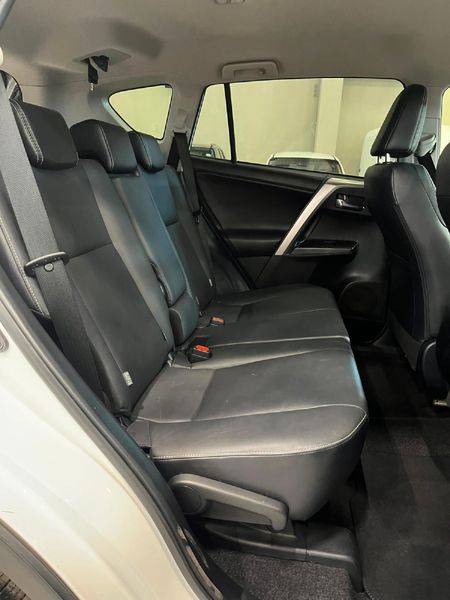 2018-Toyota-RAV4-22-D-VX-Auto_11