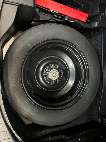 2018-Toyota-RAV4-22-D-VX-Auto_13