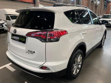 2018-Toyota-RAV4-22-D-VX-Auto_2