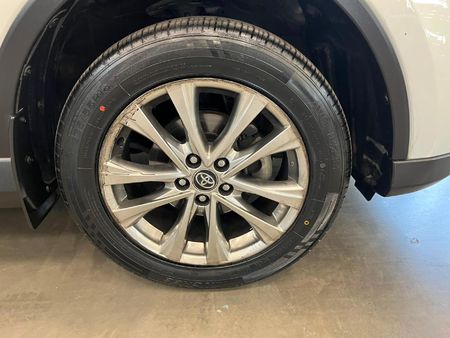 2018-Toyota-RAV4-22-D-VX-Auto_8