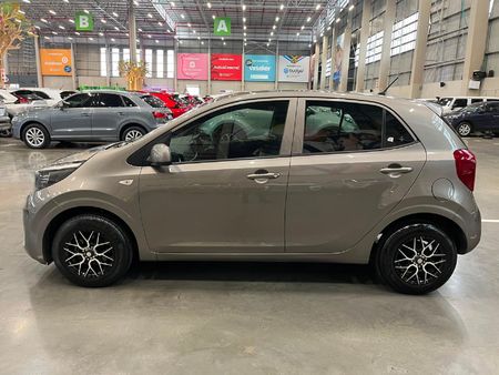 2018-Kia-Picanto-10-Start_5