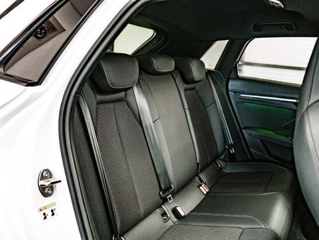 2026-Audi-A3-Sportback-35-TFSI-Black-Edition-Auto_11