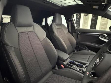 2026-Audi-A3-Sportback-35-TFSI-Black-Edition-Auto_7