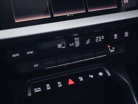 2026-Audi-A3-Sportback-35-TFSI-Black-Edition-Auto_23