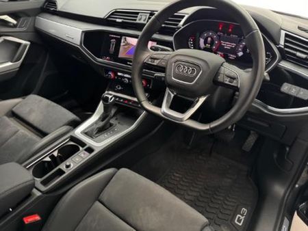 2026-Audi-Q3-Black-Edition-Auto-35-TFSI_5