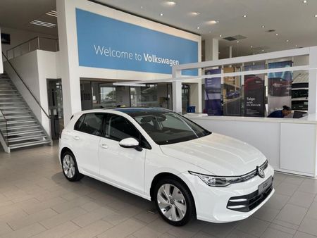 2026-Volkswagen-Golf-14-TSI-Life-Auto-110kw_0