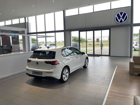 2026-Volkswagen-Golf-14-TSI-Life-Auto-110kw_3