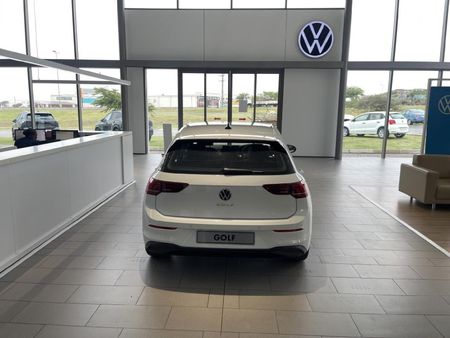 2026-Volkswagen-Golf-14-TSI-Life-Auto-110kw_5
