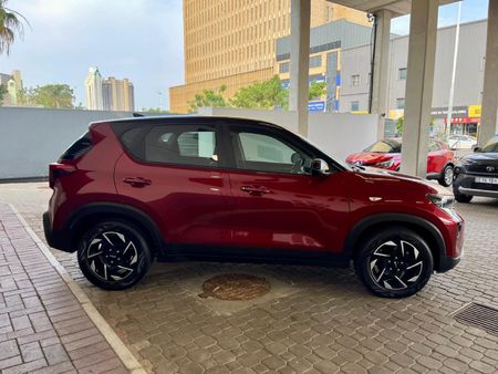 2026-Kia-Sonet-15-LX_3