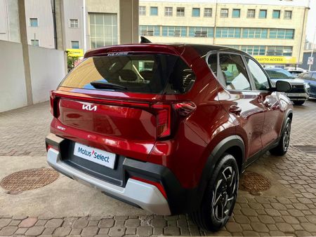 2026-Kia-Sonet-15-LX_5