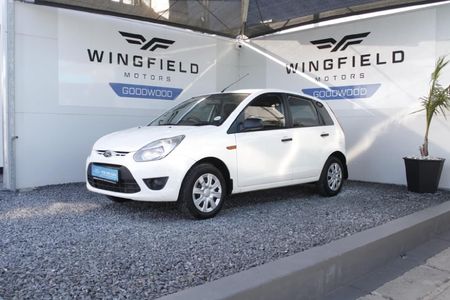 2012-Ford-Figo-14-TDCi-Ambiente_4