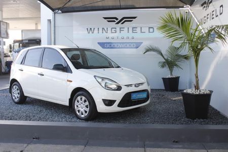 2012-Ford-Figo-14-TDCi-Ambiente_5