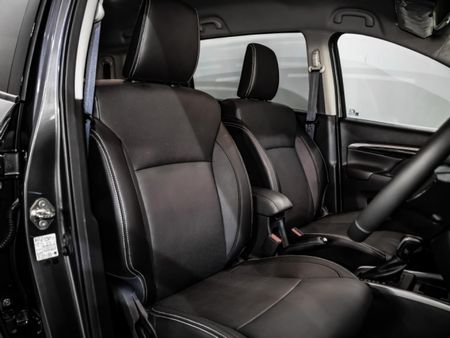 2026-Suzuki-XL6-15-GLX-Auto_10