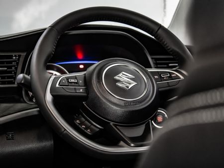 2026-Suzuki-XL6-15-GLX-Auto_15