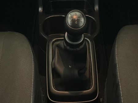2025-Suzuki-S-Presso-10-GL_9