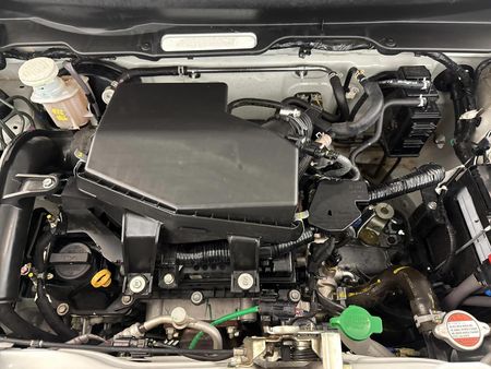 2025-Suzuki-S-Presso-10-GL_11