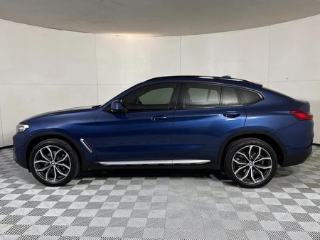 2022-BMW-X4-xDrive20d_19