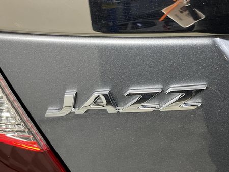 2018-Honda-Jazz-15-Sport-Auto_10