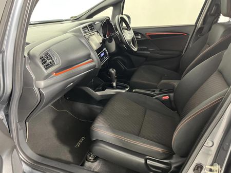 2018-Honda-Jazz-15-Sport-Auto_8