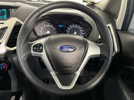 2017-Ford-EcoSport-10-EcoBoost-Trend_11