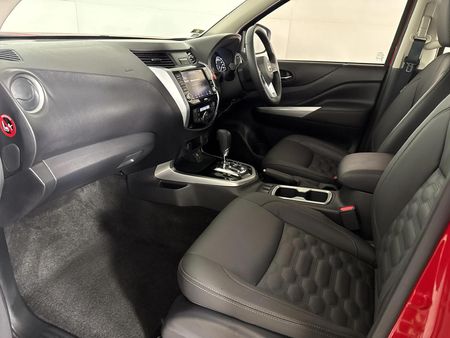 2024-Nissan-Navara-25-DDTi-LE-Plus-Auto-Double-Cab_8
