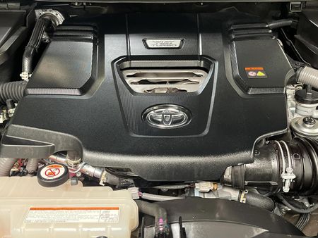 2023-Toyota-Land-Cruiser-300-V6-33-D-ZX_12