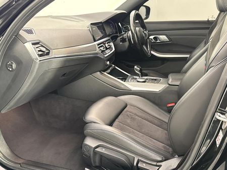 2022-BMW-3-Series-320d-M-Sport-Auto_8