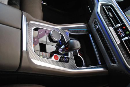 2022-BMW-X5-M-Competition_12