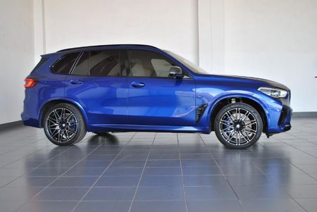 2022-BMW-X5-M-Competition_1