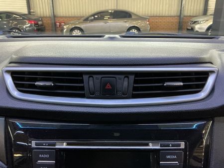 2019-Nissan-Qashqai-12T-Visia_21