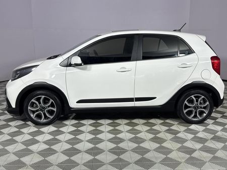 2022-Kia-Picanto-12-X-Line_18
