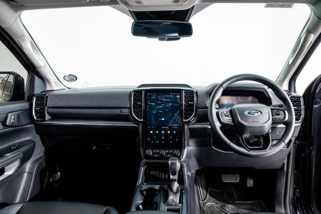 2023-Ford-Everest-20D-Bi-Turbo-Sport-4x4-Auto_10