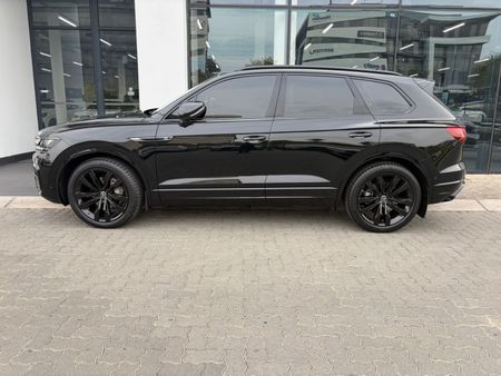 2023-Volkswagen-Touareg-30-TDI-V6-Executive_1