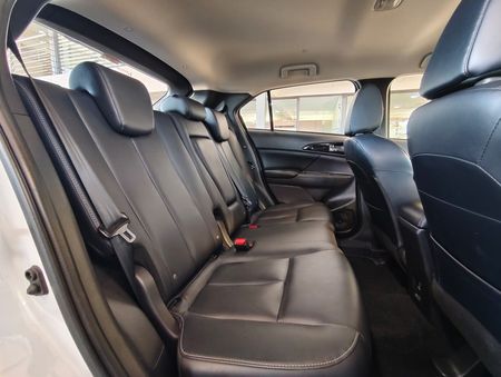 2023-Mitsubishi-Eclipse-Cross-20-GLS-Auto_10