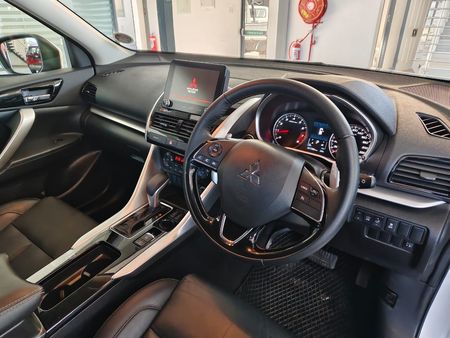 2023-Mitsubishi-Eclipse-Cross-20-GLS-Auto_11