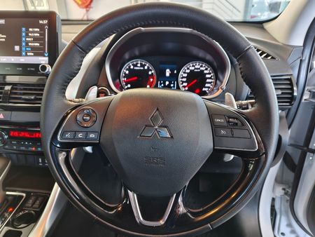 2023-Mitsubishi-Eclipse-Cross-20-GLS-Auto_13